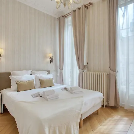 Appartamento Luxueux 200m2 5ch Champs Elysées à 1min Perle Rare *