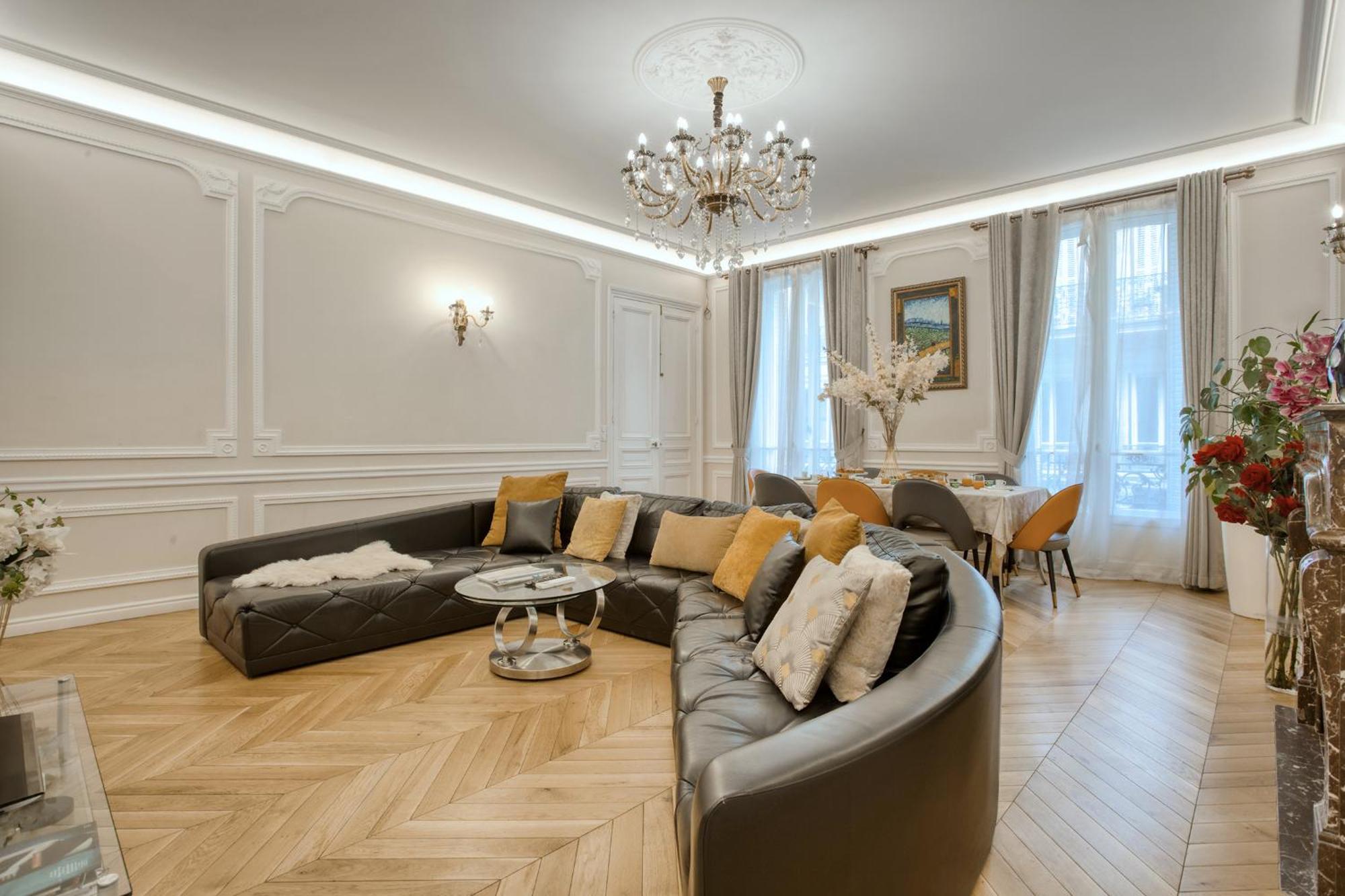 Appartamento Luxueux 200m2 5ch Champs Elysees A 1min Perle Rare Parigi