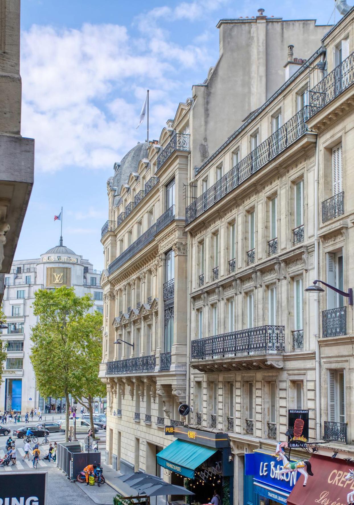 Luxueux 200m2 5ch Champs Elysees A 1min Perle Rare Parigi