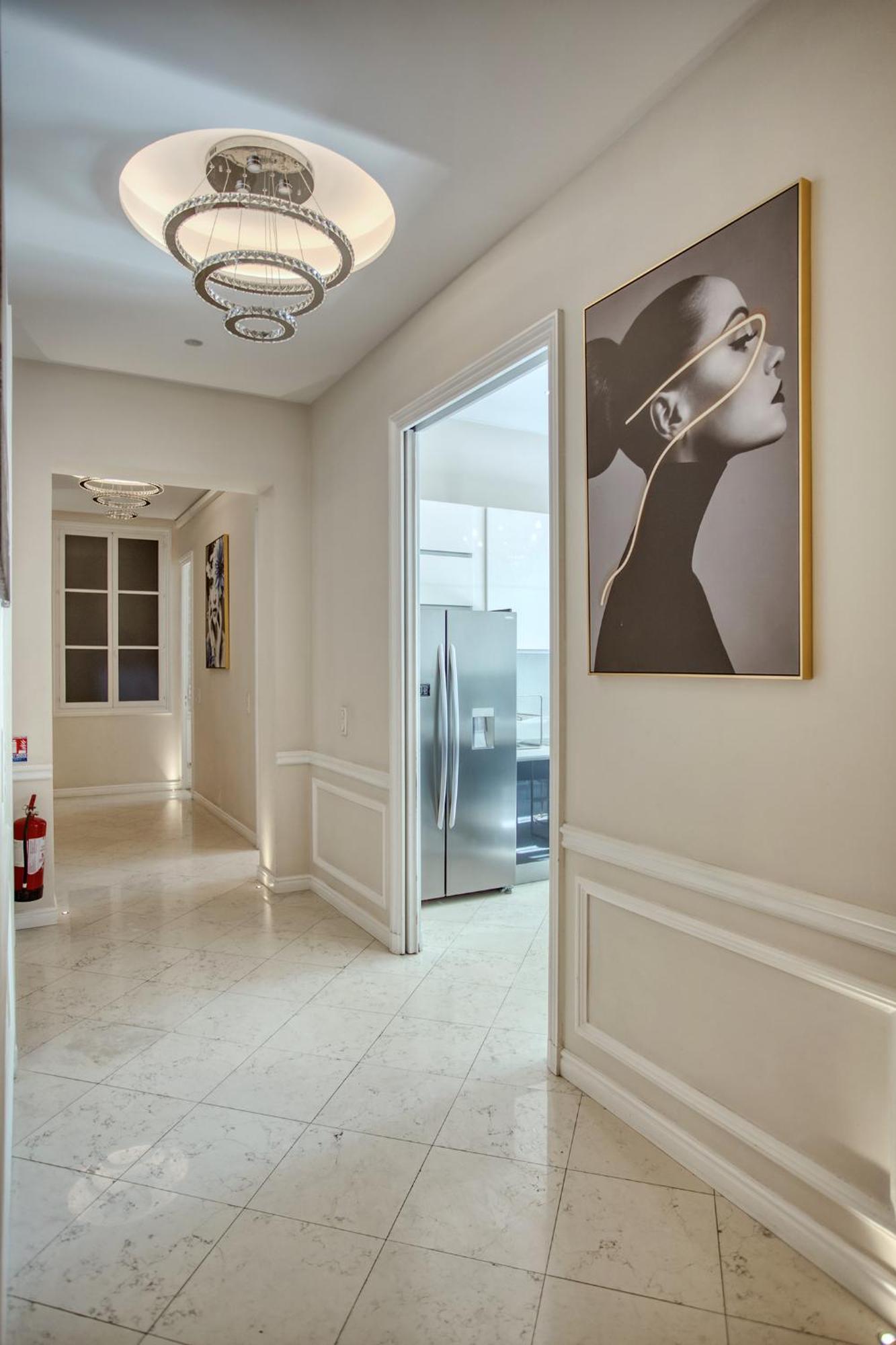 Luxueux 200m2 5ch Champs Elysees A 1min Perle Rare * Parigi