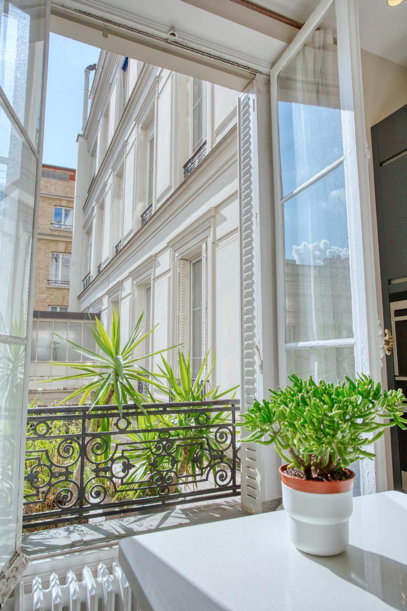 Appartamento Luxueux 200m2 5ch Champs Elysees A 1min Perle Rare