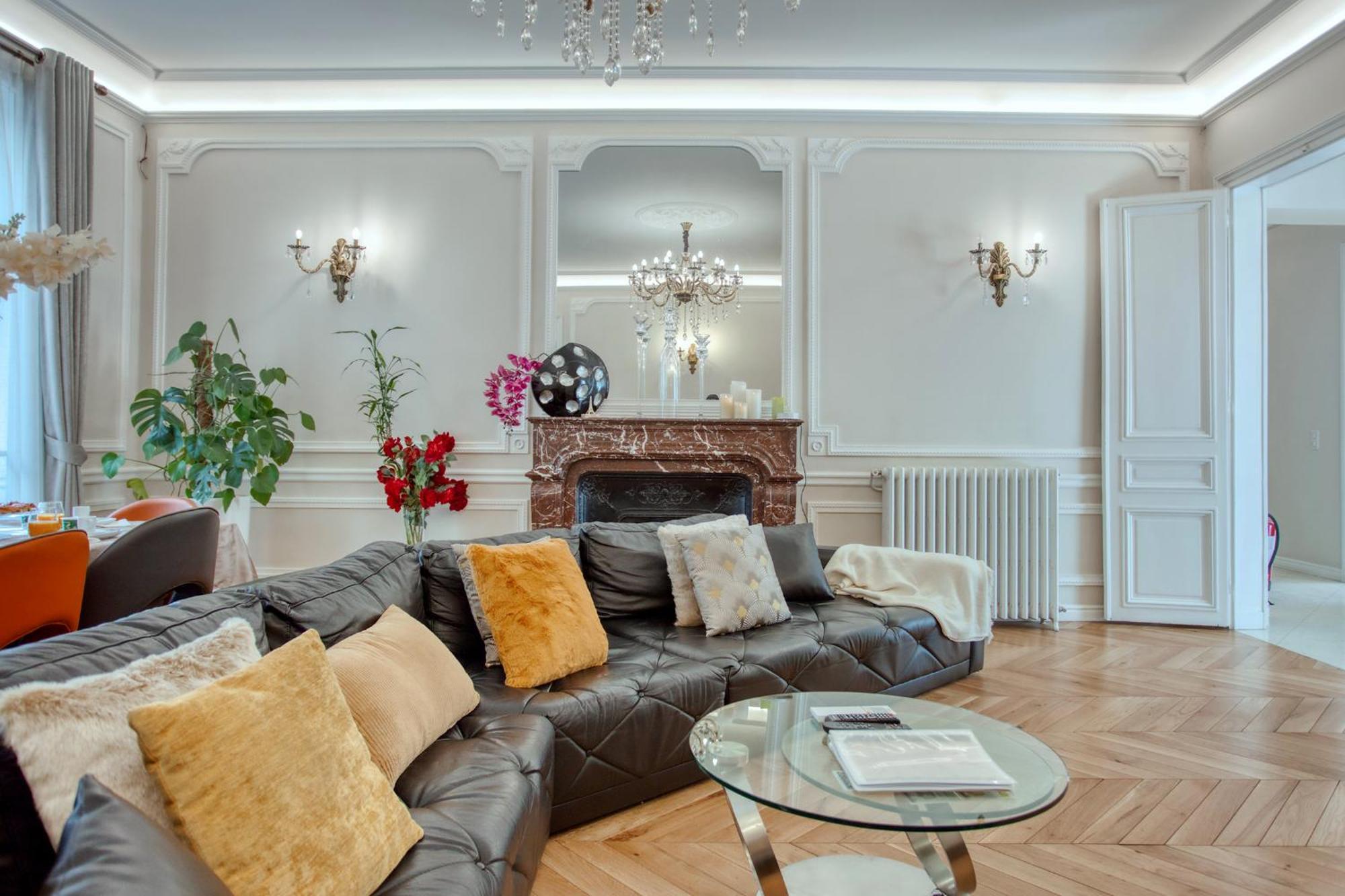 Luxueux 200m2 5ch Champs Elysees A 1min Perle Rare Appartamento *